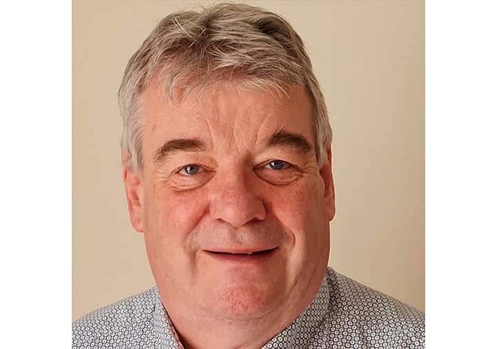 Profile photograph of Professor Douglas MacInnes