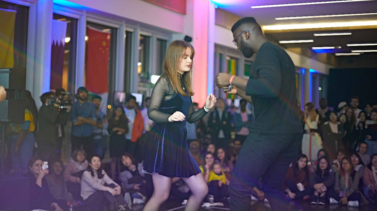 Couple dancing 