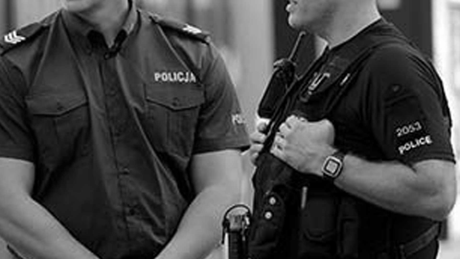 English and Polish police uniform