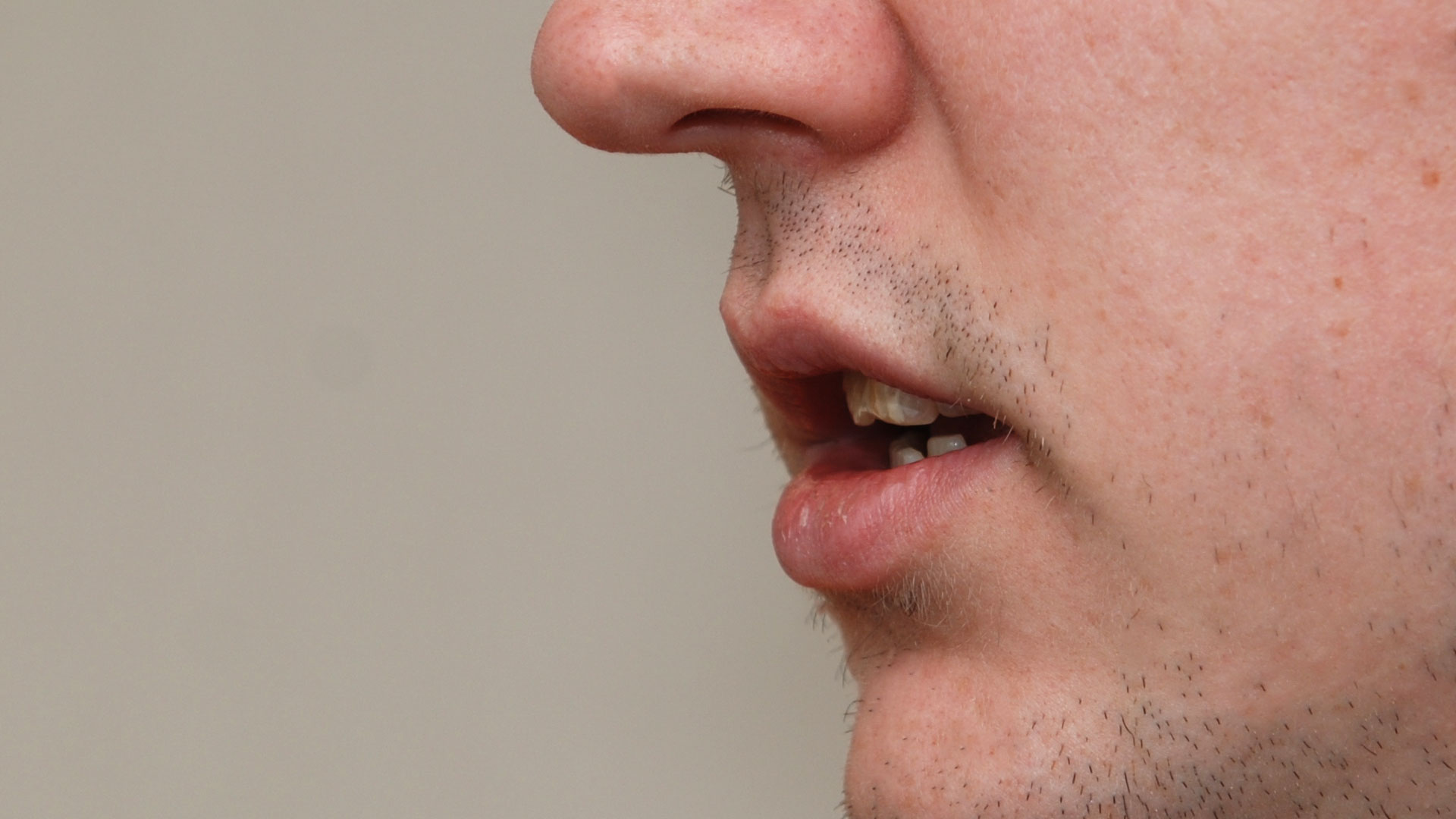 side profile of a male mouth