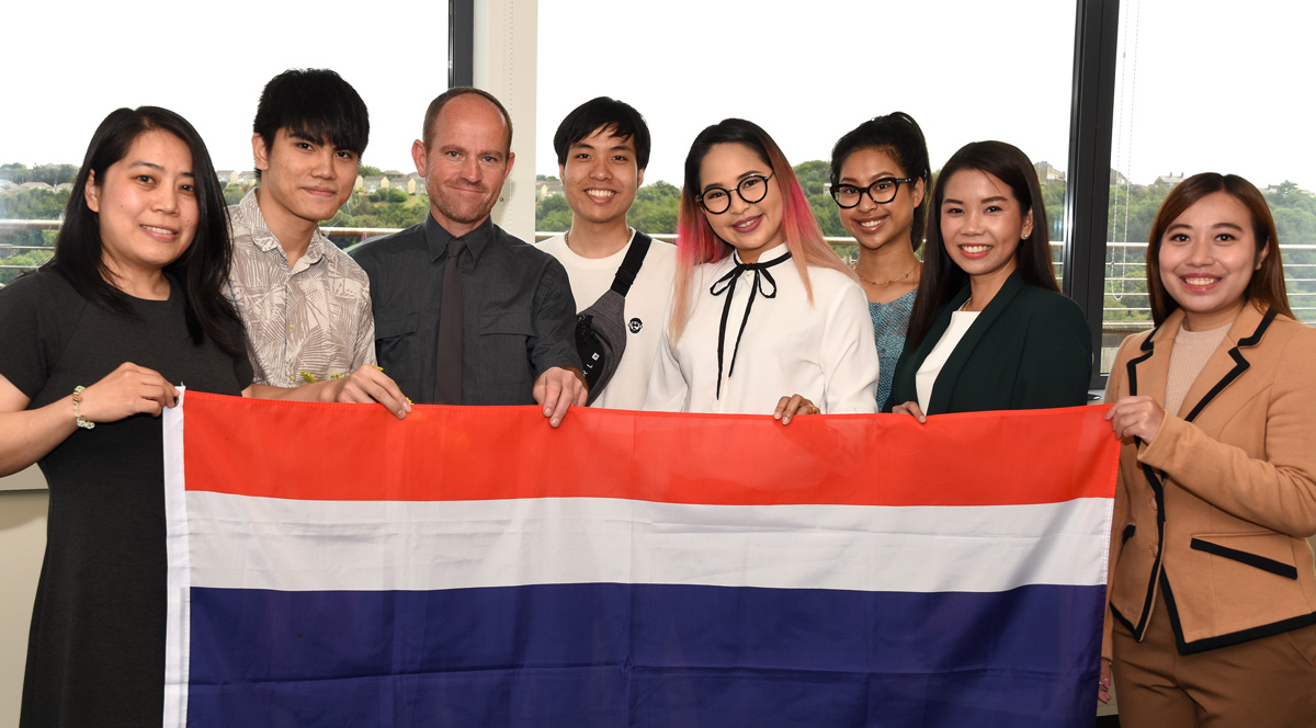 Jason Mallinson met a party of students from Thailand