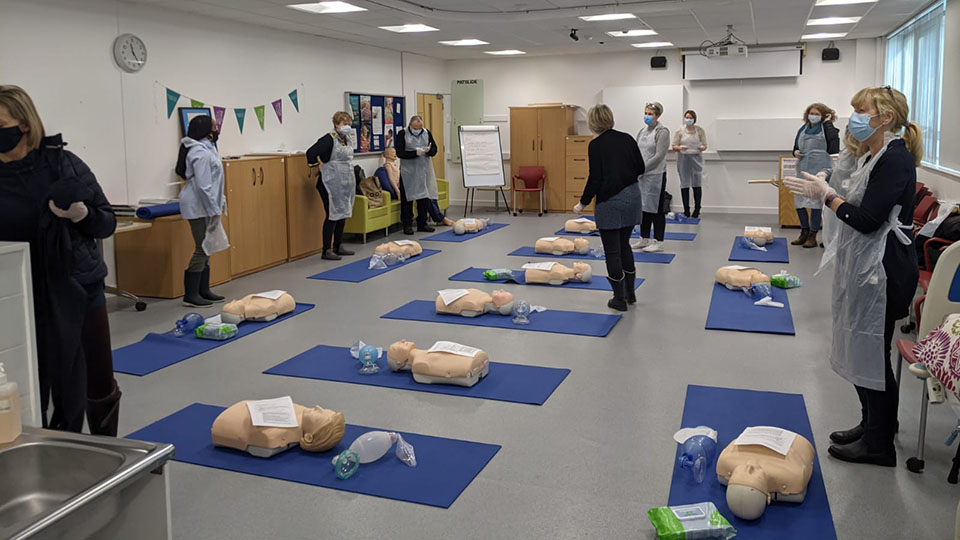 Volunteers being trained to administer a Covid jab