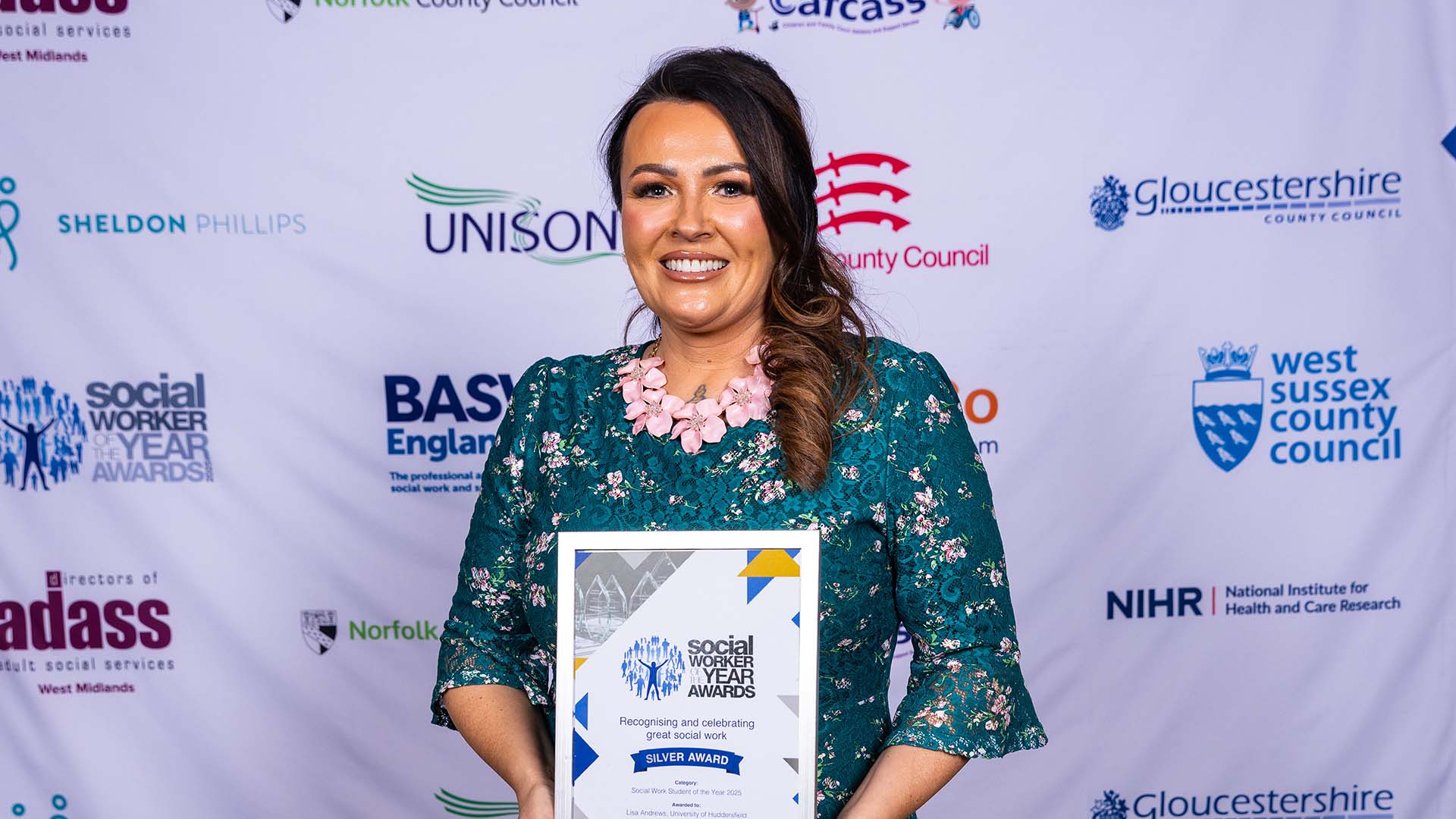 Lisa Andrews with her award