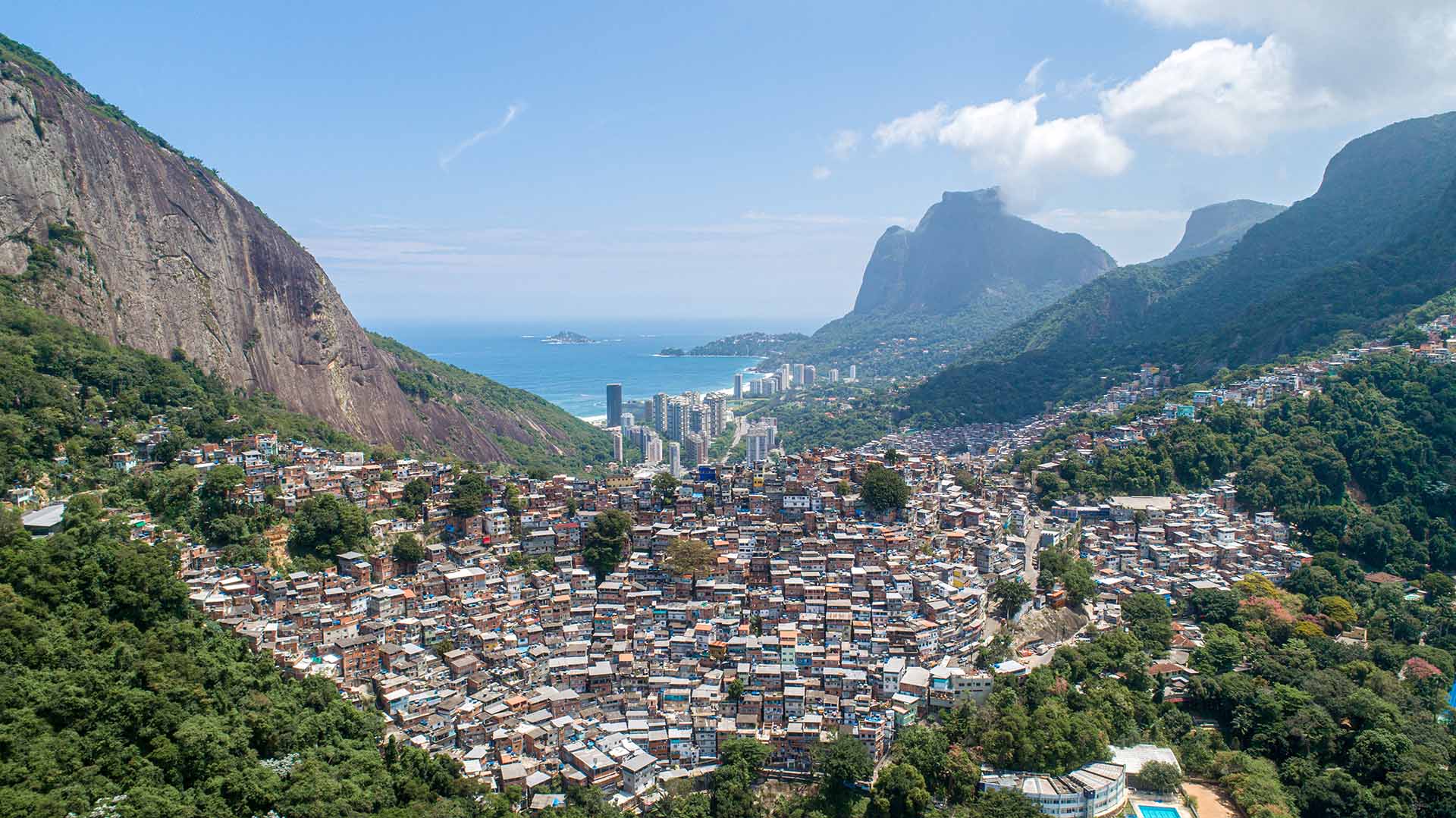 University of Huddersfield Publishes New Criminology Book on Rio de Janeiro Gang Warfare