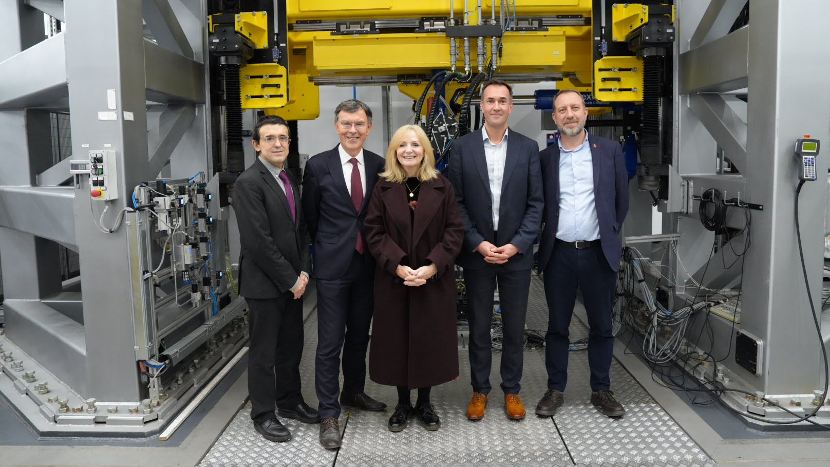 Tracy Brabin in the Institute of Rail Research