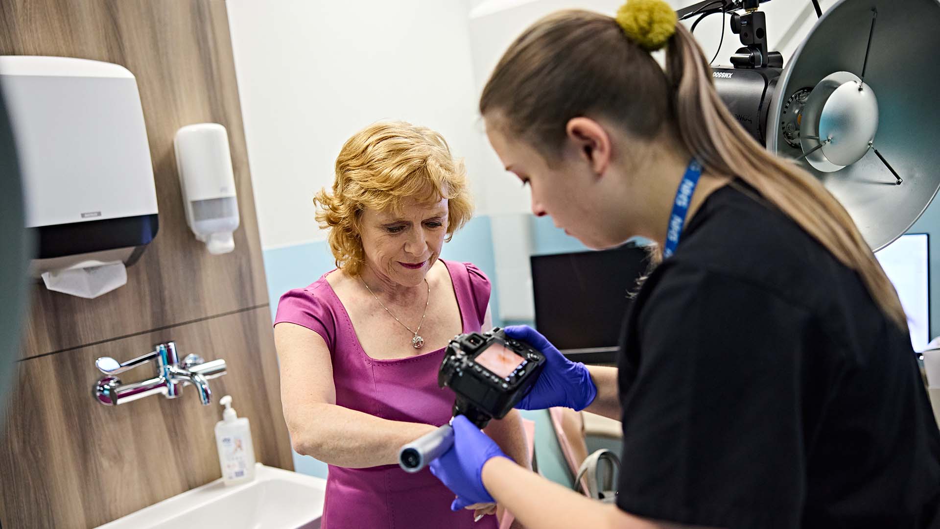 Dr Sarah Jarvis in the CDC