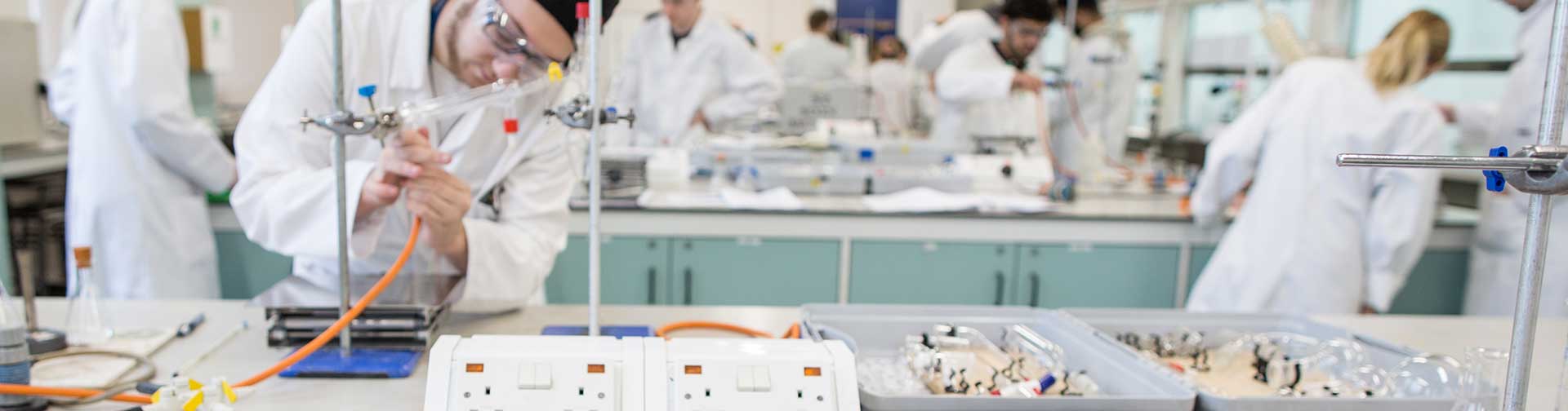sudents working in a typical chemistry lab