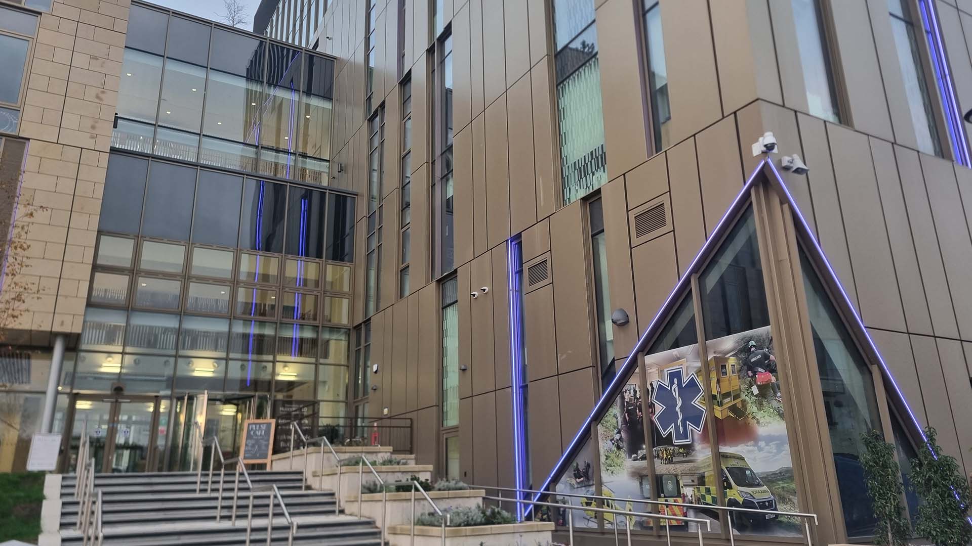 The entrance to the Daphne Steele building.