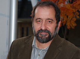 Dr Glenn Foard
